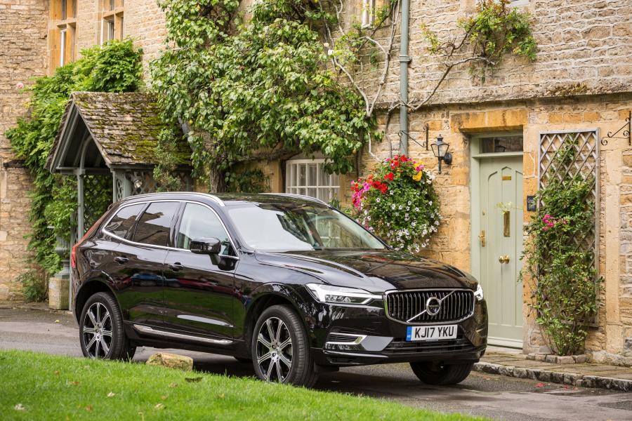 Volvo XC60 T8 Inscription (UK) '2017